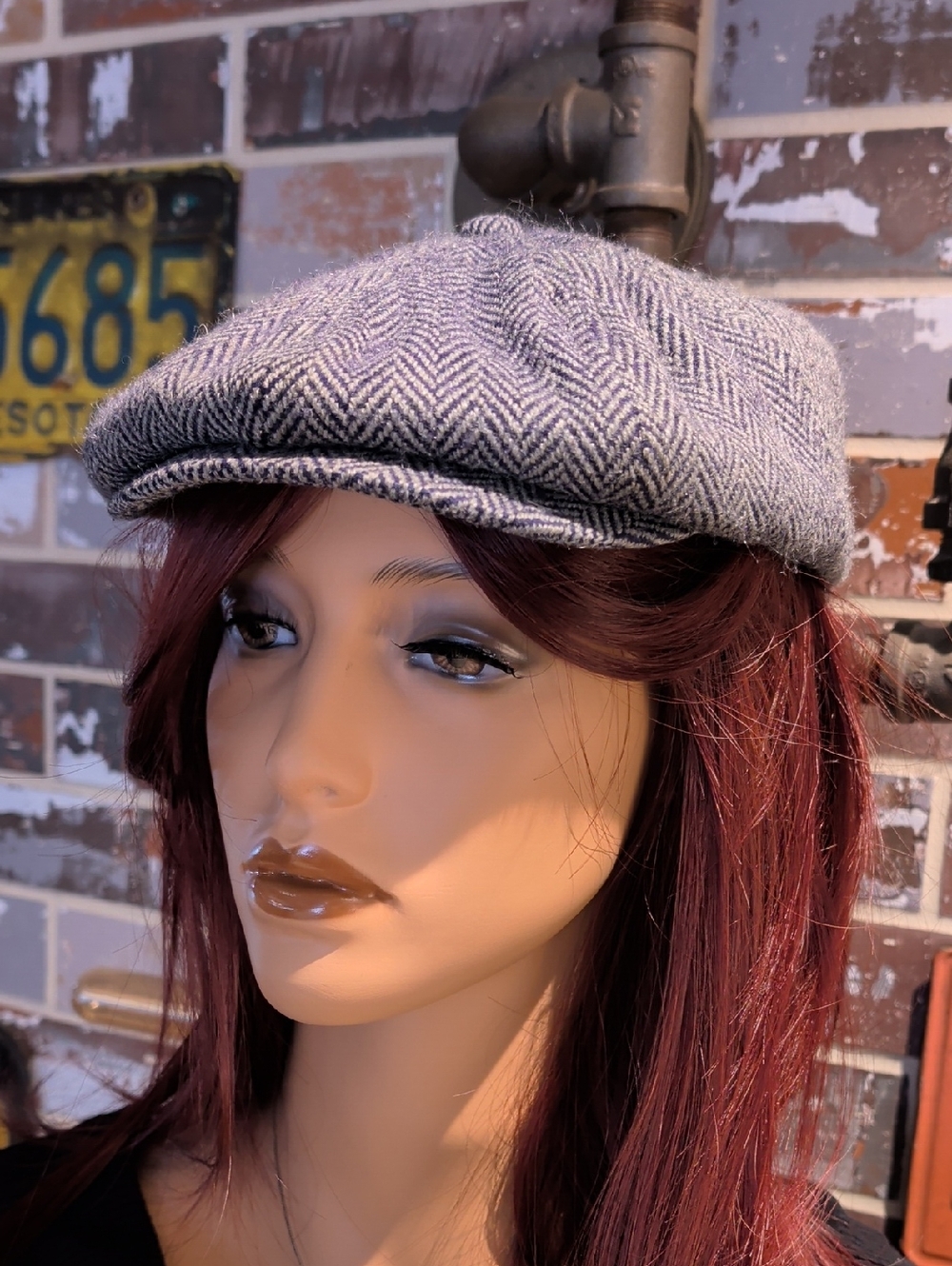 Classic Women's Gray Herringbone Newsboy Cap Large